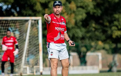 Sidney Moraes, técnico do River