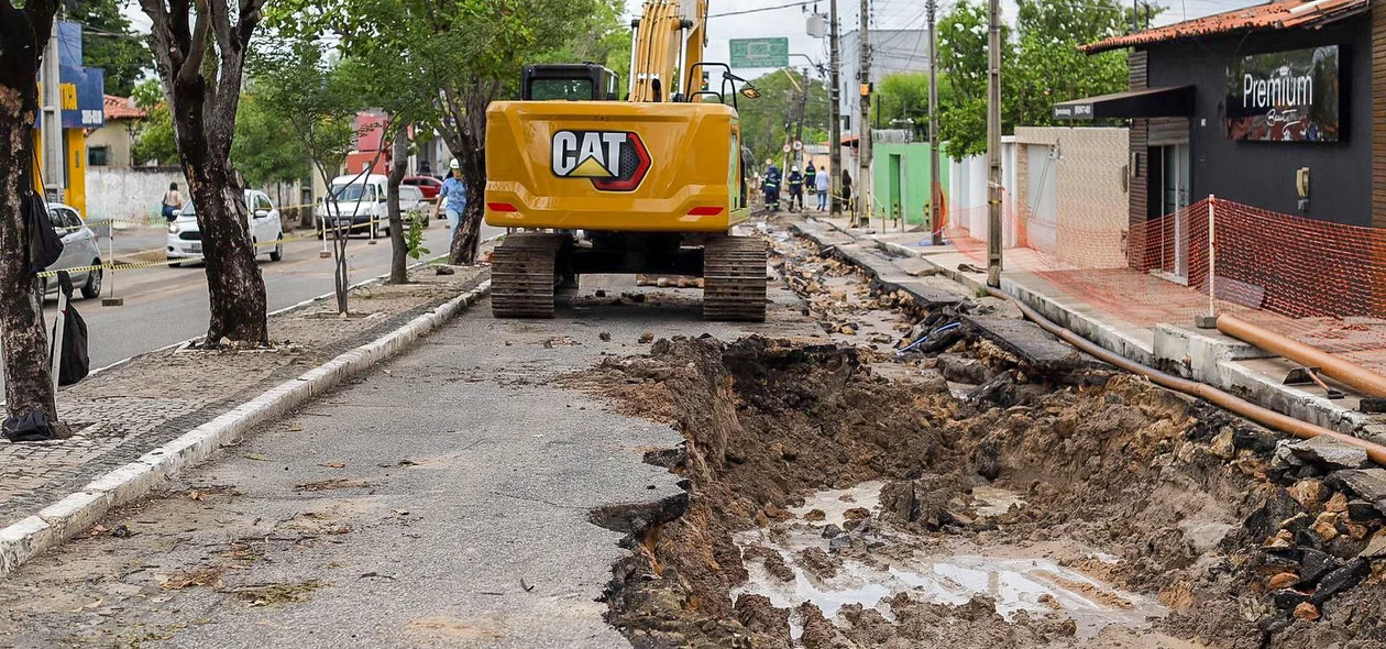 Trecho de aproximadamente 50 metros precisará passar por recomposição da base para receber o novo asfalto