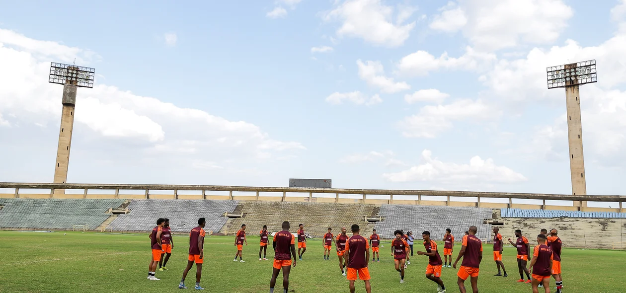 Treino do River no Albertão