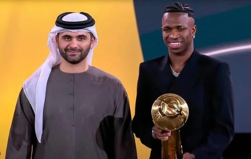 Vinicius Júnior é eleito o melhor do mundo no Globe Soccer Awards, em Dubai