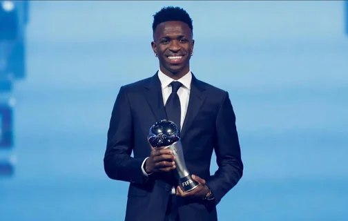 Vinicius Júnior é eleito o melhor do mundo pela FIFA, o Brasil não via um jogador seu vencer desde 2007