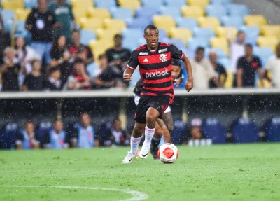 De La Cruz em ação pelo Flamengo