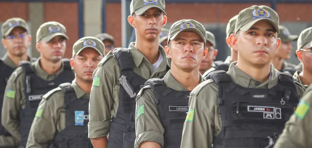 Tropa da Polícia Militar para fazer a segurança dos foliões no Interior do Piauí durante o carnaval