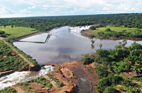 Barragem de Ingazeiras, localizada no município de Massapê do Piauí, sofreu um rompimento