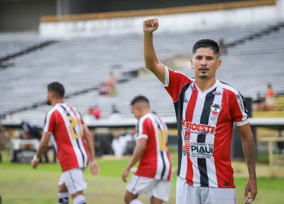 Felipe Pará marcou dois gols e garantiu a vitória do River sobre o Águia de Marabá