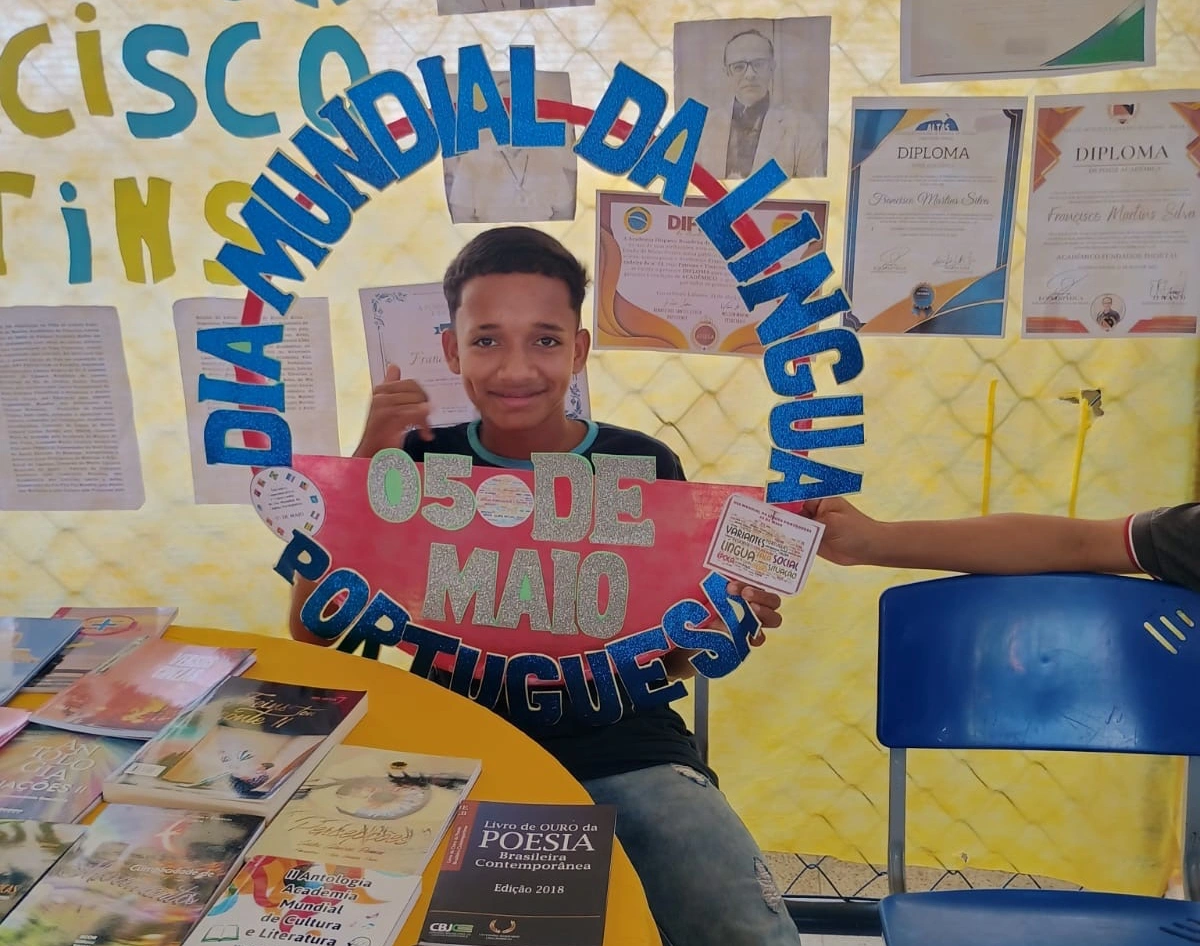 Escola Prof.ª Itajaci Pacheco Martins Celebra o Dia Mundial da Língua Portuguesa