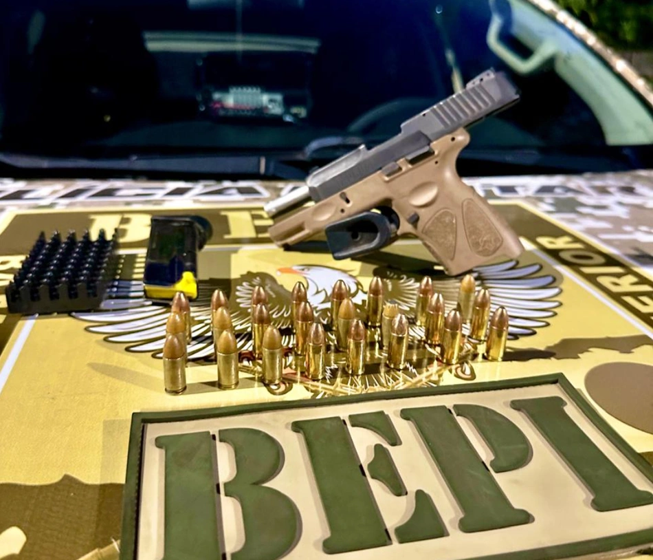 Arma de fogo apreendida pelo BEPI