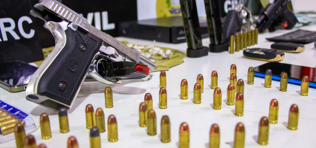 Armas e munições apreendidas pela Polícia Civil