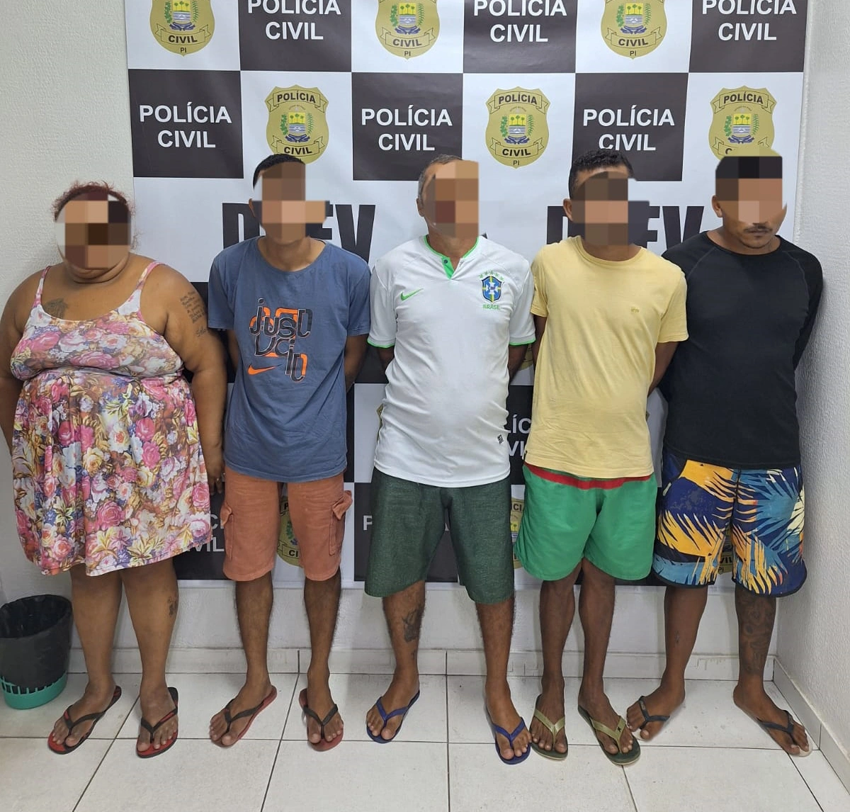 Cinco pessoas presas durante operação no Residencial Torquato Neto