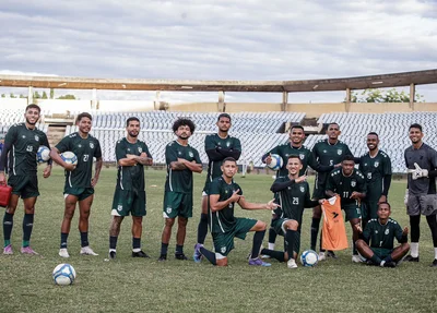 Equipe do Altos em preparação para o duelo contra o Fluminense-PI pela Série D 2024
