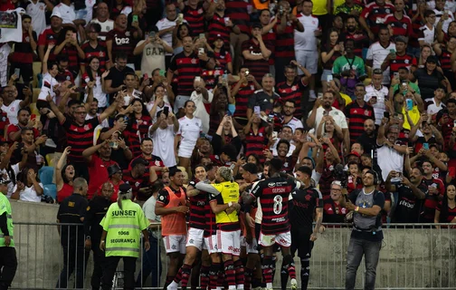 Flamengo vence Grêmio por 2 a 1