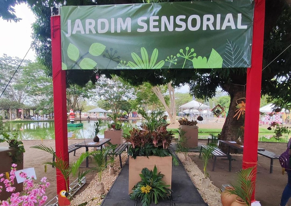 Jardim sensorial montado no Parque da Cidadania