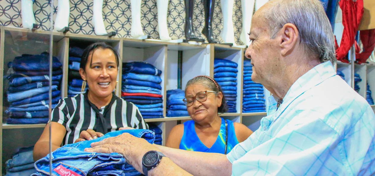 Visita aconteceu na manhã desta terça no Shopping da Cidade