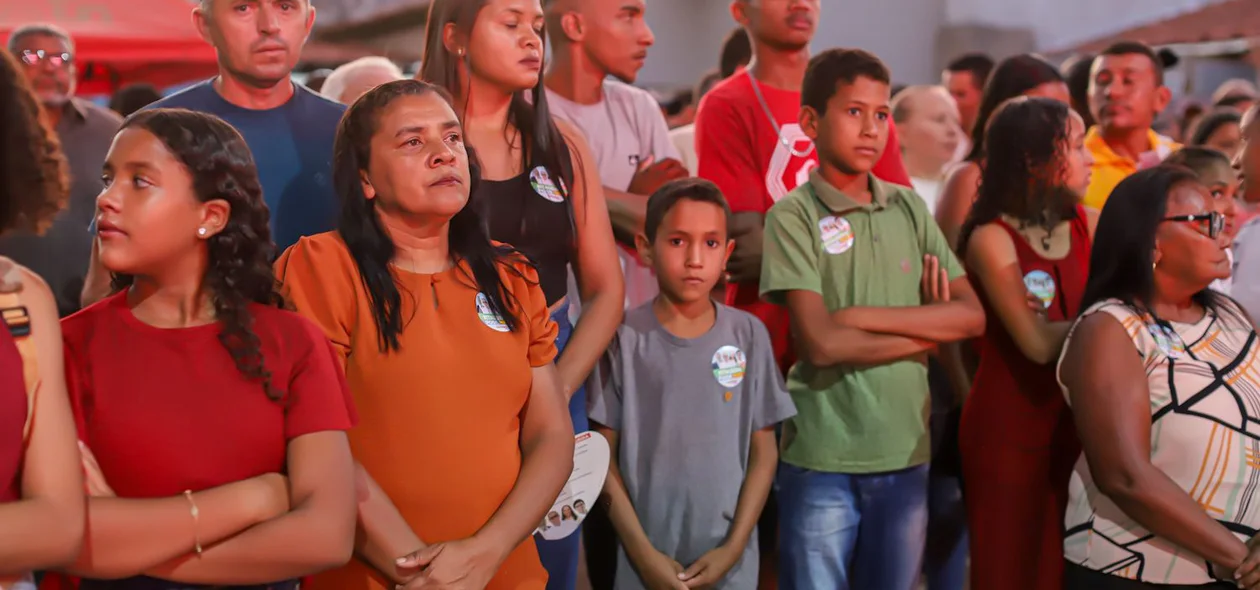 A cerimônia ocorreu na tarde deste sábado (06)