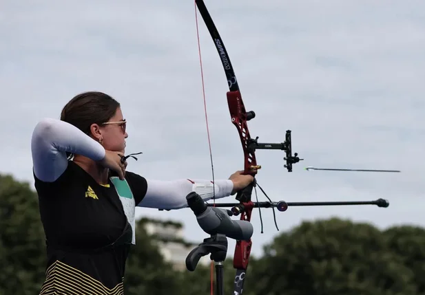 Ana Luiza Caetano se classifica à oitavas de final