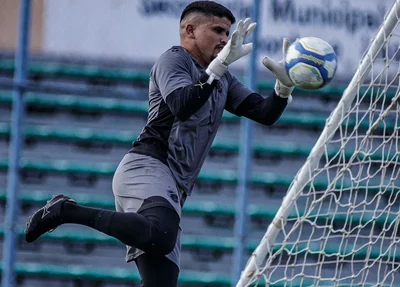 Careca, goleiro do Altos