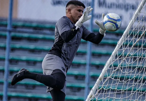 Careca, goleiro do Altos