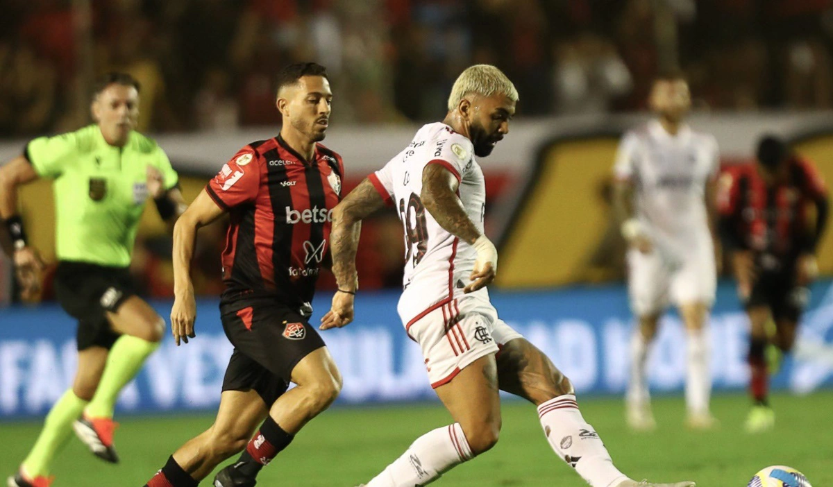 Flamengo venceu o Vitória no Barradão