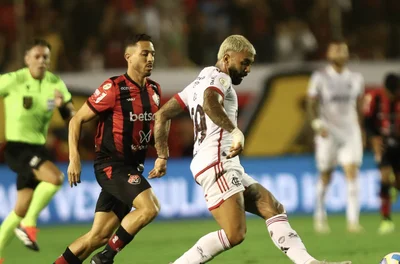 Flamengo vence fora de casa e Fluminense derrota Palmeiras na Série A