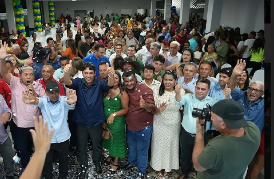 Prefeito Jabes Junior realiza convenção partidária