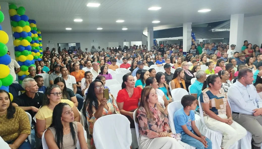Público presente na convenção do prefeito Jabes Júnior