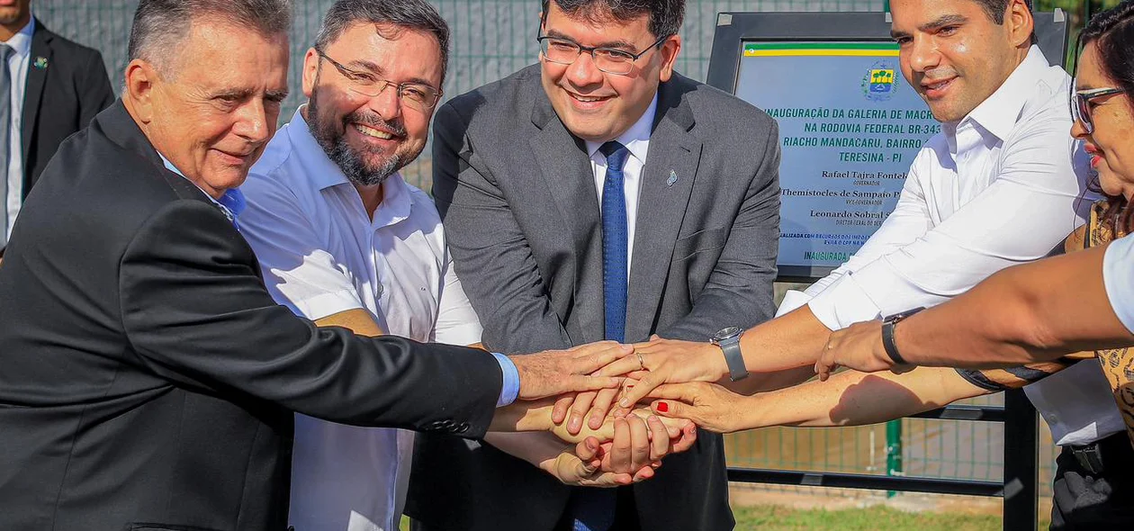 Rafael Fonteles entrega reforma das obras da galeria da BR 343