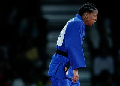 Rafaela Silva perde a disputa do bronze e fica com o 4º lugar em Paris