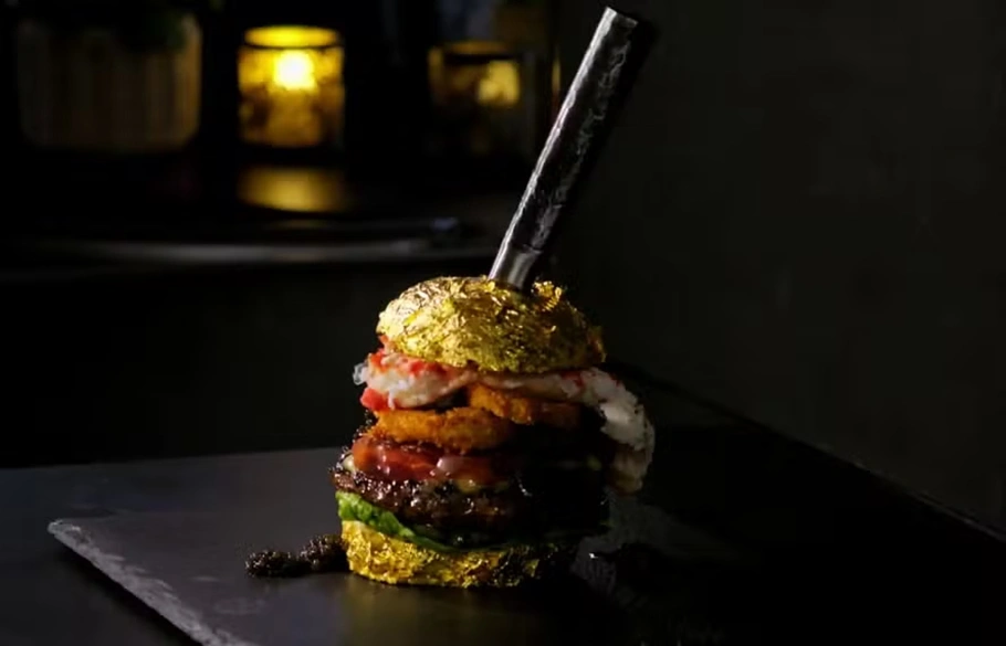Restaurante vende hambúrguer de luxo por cerca de R$ 29 mil reais