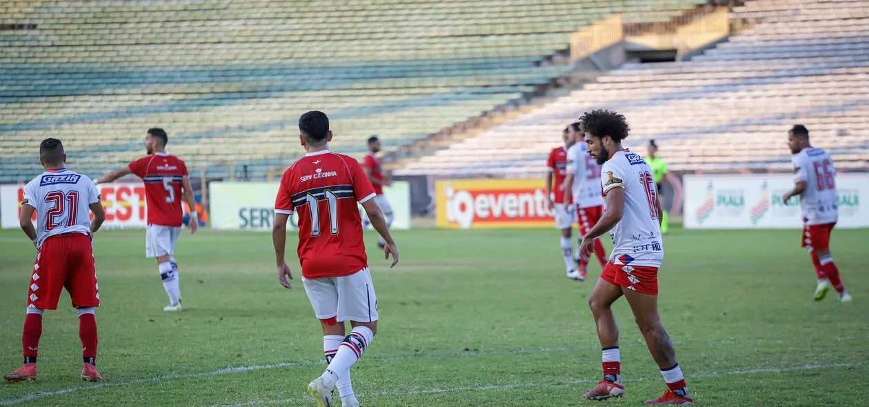 River e Porto Velho se enfrentaram pelo Campeonato Brasileiro