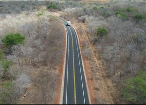 Rodovia que liga Fartura do Piauí à BR 020