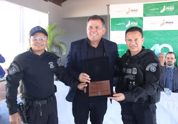 SEJUS entrega reforma da Penitenciária de Picos