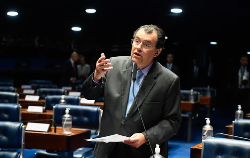 Senador Eduardo Braga (MDB-AM).