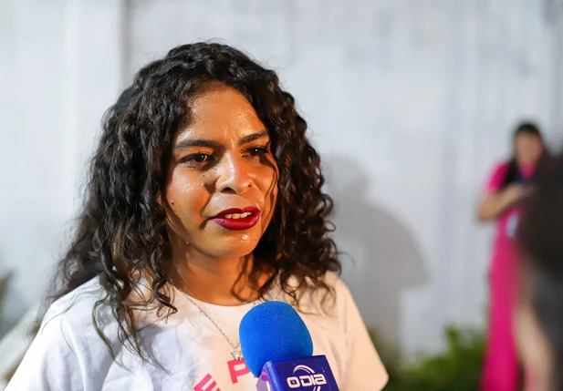 Thays Dias, candidata a vereadora do UP