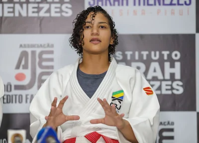 Treinadora da seleção brasileira feminina de judô, Sarah Menezes