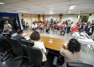 Audiência pública definiu a ordem e tempo de propaganda em rádio e TV dos candidatos a prefeito de Teresina