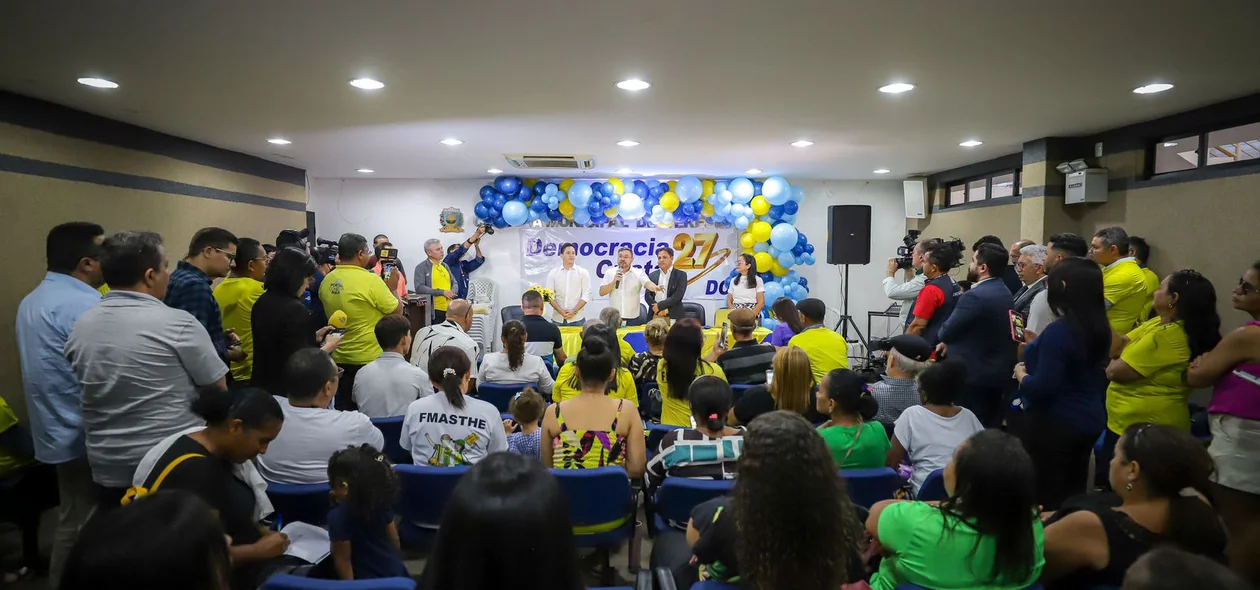 Autoridades participaram do evento