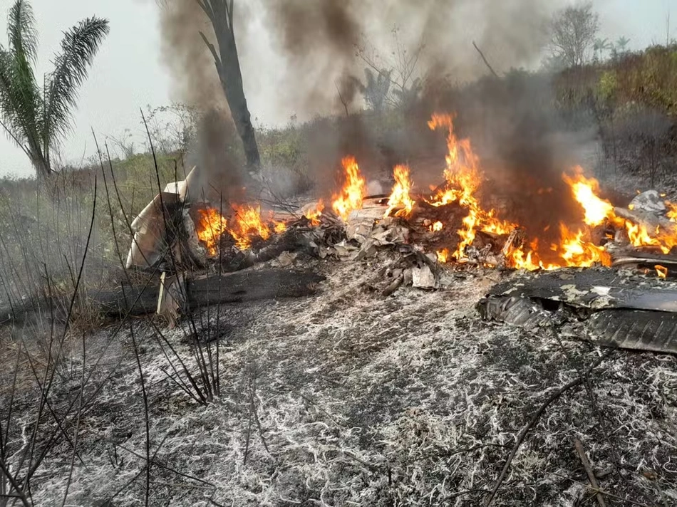 Avião de pequeno porte cai e deixa 5 mortos no Mato Grosso