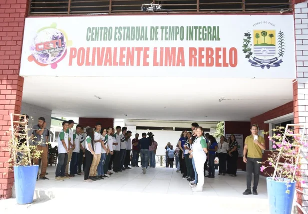 Centro Estadual de Tempo Integral (Ceti) Polivalente Lima Rebelo