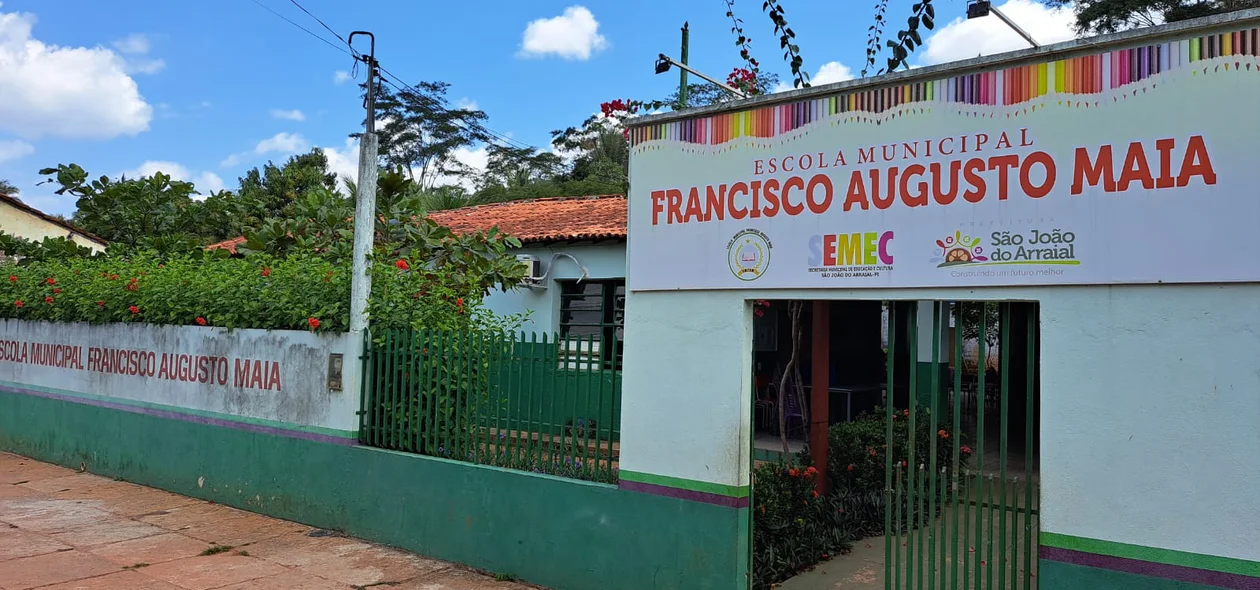 Escola Augusto Maia