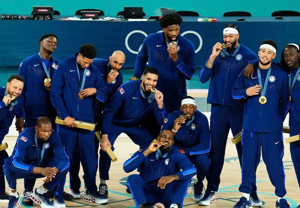 Estados Unidos fatura medalha de ouro no basquete masculino