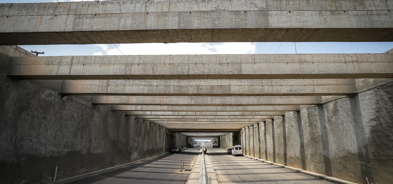 Estrutura do rebaixamento da Avenida João XXIII em Teresina