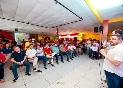 Fábio Novo em reunião com 300 candidatos a vereador em Teresina