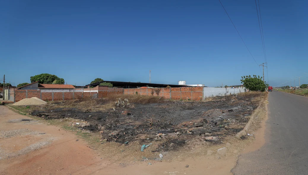 Incêndio foi registrado na garagem de ônibus da RA Viagens