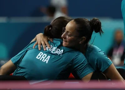 Joyce e Catia Oliveira garantem medalha no tênis de mesa das Paralimpíadas