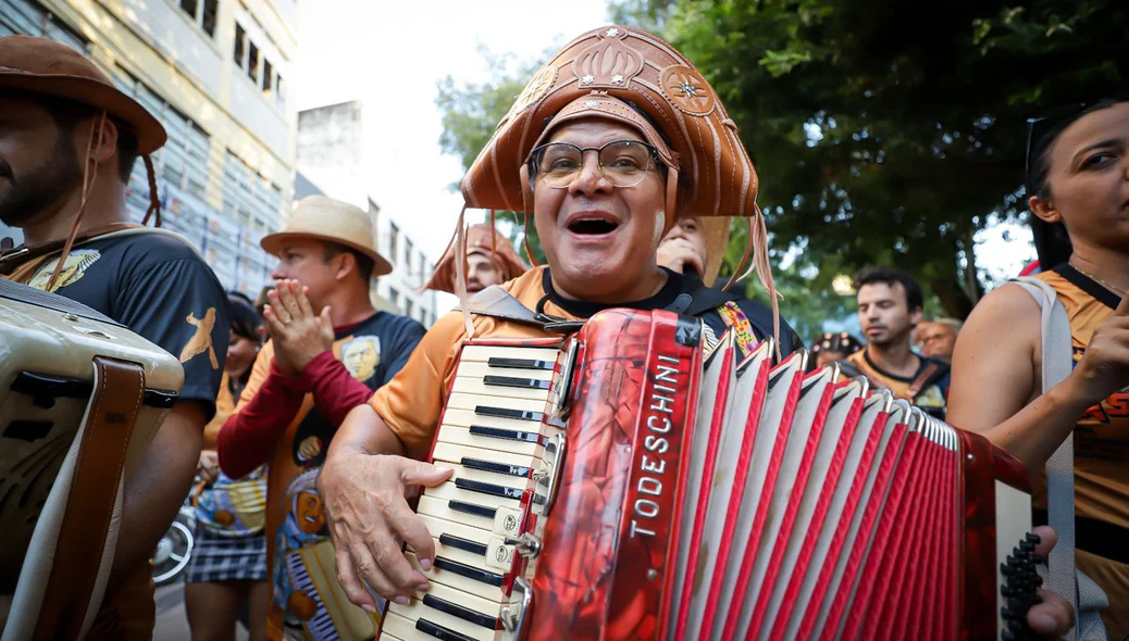 Procissão celebra tradição e cultura nordestina