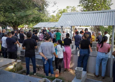 Sepultamento do filho do secretário Michel Saldanha em Teresina