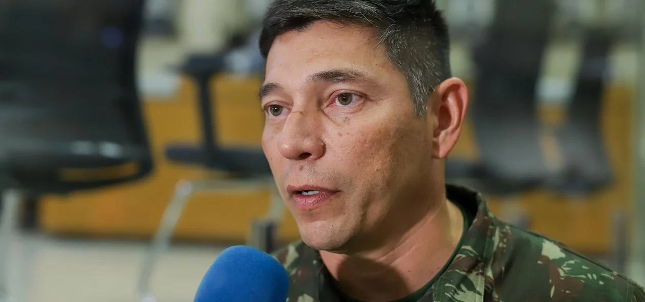 Tenente-coronel Tarabossi, comandante do 25° BC do Exército Brasileiro