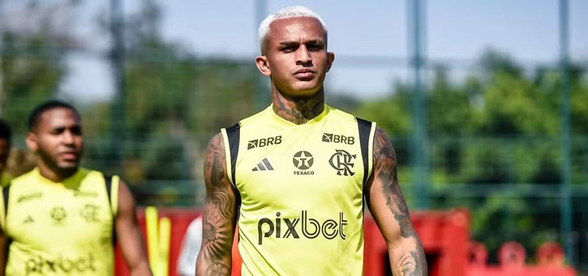 Wesley, lateral-direito do Flamengo