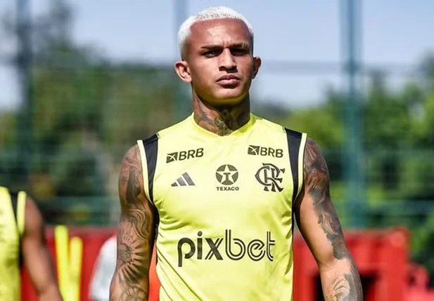 Wesley, lateral-direito do Flamengo