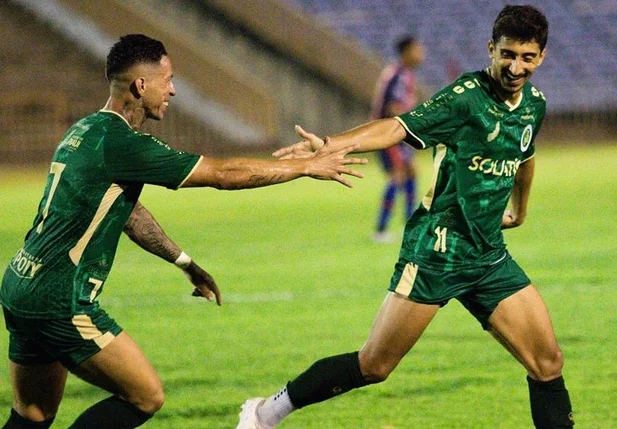 Atlético-PI é mais efetivo, vence o Piauí e se isola na liderança